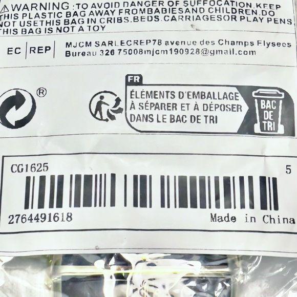 HELLO KITTY Rotatable Foldable Mobile Phone Stand With Mirror - Picture 8 of 8